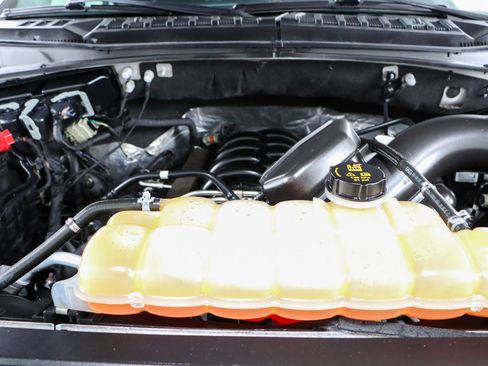Used 2018 Ford F150 Lariat RWD image 30