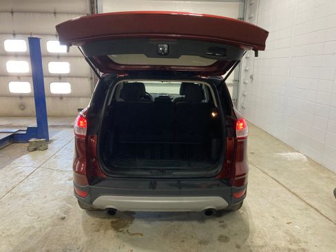 Used 2016 Ford Escape SE w/ Equipment Group 201A image 14
