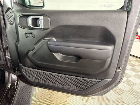 Used 2021 Jeep Wrangler Unlimited Sport S image 14