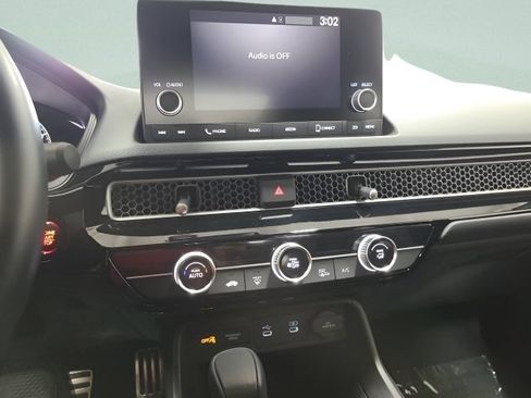 Certified 2025 Honda Civic Sport image 27