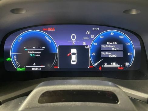 Used 2025 Toyota Camry XLE w/ Premium Plus Package AWD/4WD image 5