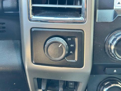 Used 2017 Ford F350 Lariat w/ FX4 Off-Road Package image 26