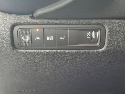 New 2026 Chevrolet Equinox EV LT image 22