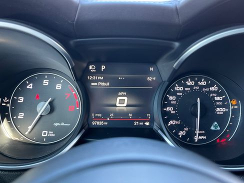 Used 2019 Alfa Romeo Stelvio Quadrifoglio w/ Driver Assist Dynamic Package image 19