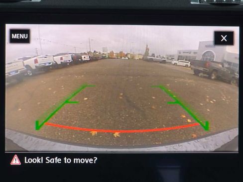 Used 2018 Volkswagen Golf SE image 19