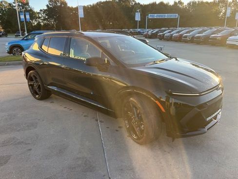 New 2026 Chevrolet Equinox EV RS image 12