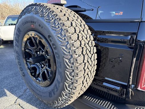 New 2025 Ford Bronco Badlands w/ Sasquatch Package image 19