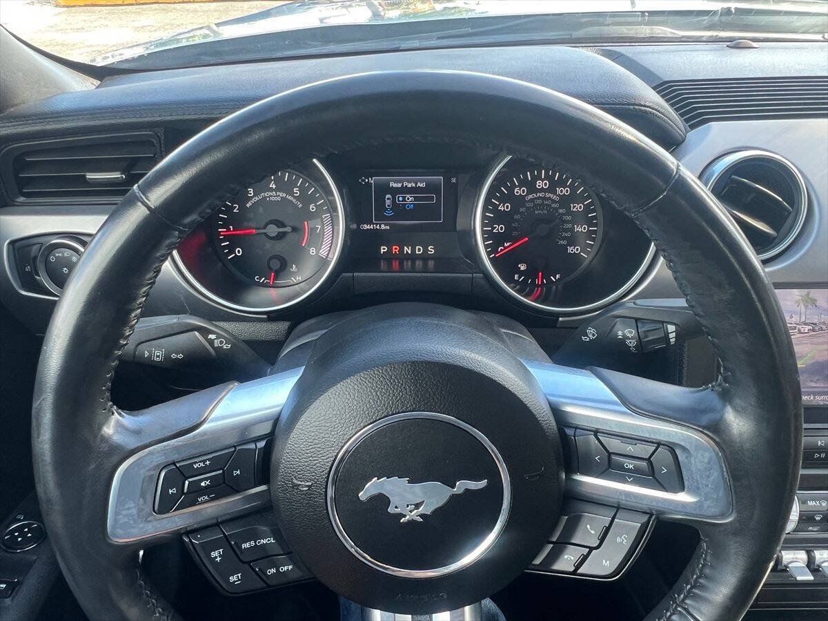 Used 2022 Ford Mustang Premium RWD image 11