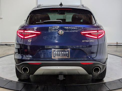 Used 2018 Alfa Romeo Stelvio Sport w/ Quick Order Package 22J Sport image 8