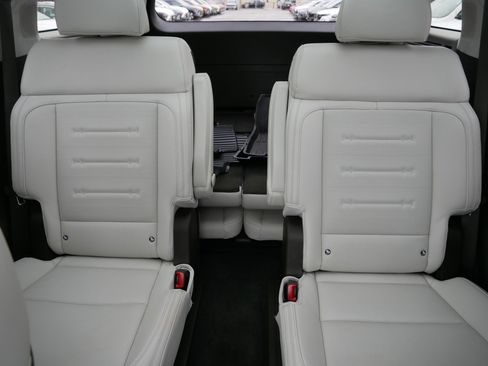 Used 2025 Hyundai Santa Fe Calligraphy AWD/4WD image 13