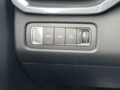 New 2026 GMC Acadia Denali w/ Super Cruise Package image 18