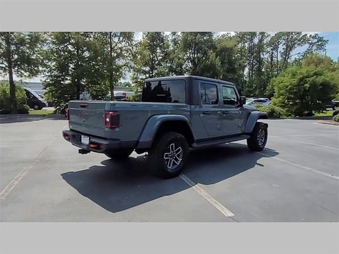 New 2025 Jeep Gladiator Mojave image 33