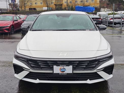 New 2026 Hyundai Elantra Sport image 2