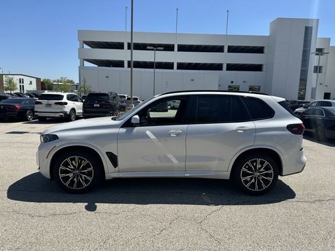 Used 2024 BMW X5 xDrive40i w/ Executive Package AWD/4WD image 8