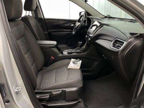 Used 2020 Chevrolet Equinox LT FWD image 36