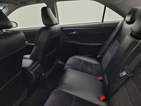 Used 2015 Toyota Camry XSE image 18