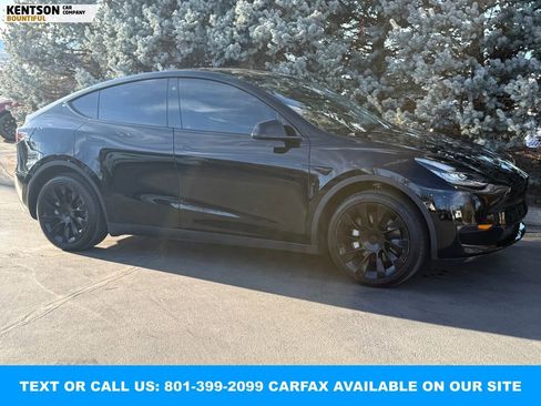 Used 2021 Tesla Model Y Long Range image 10