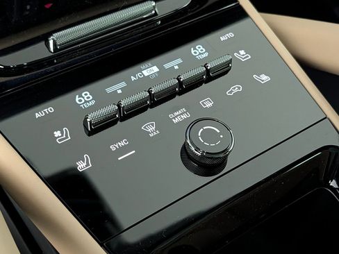 New 2026 Porsche Cayenne Coupe image 34