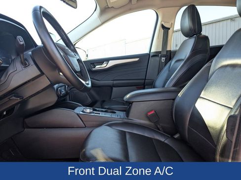 Used 2022 Ford Escape SEL w/ Technology Package image 21