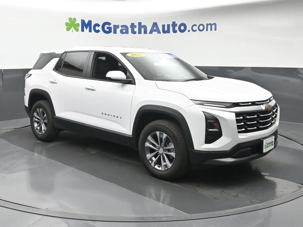 Used 2025 Chevrolet Equinox LT AWD/4WD image 2