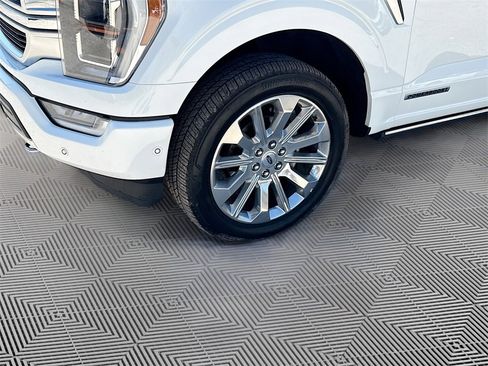 Used 2023 Ford F150 Limited image 35
