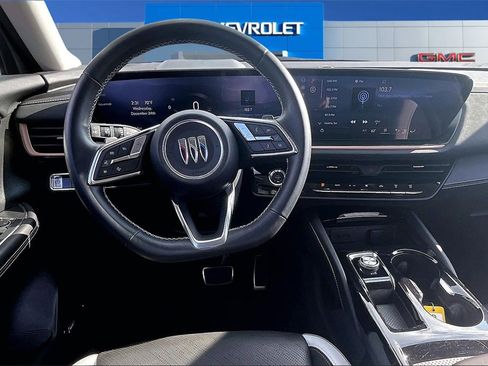 Used 2025 Buick Envision Sport Touring image 8