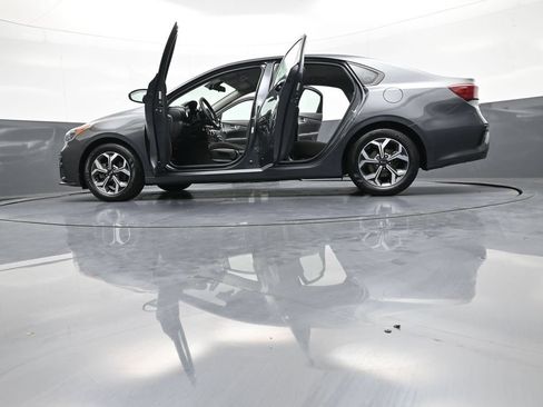 Certified 2021 Kia Forte LXS FWD image 47
