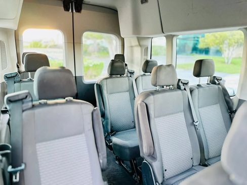 Used 2021 Ford Transit 350 XLT RWD image 10