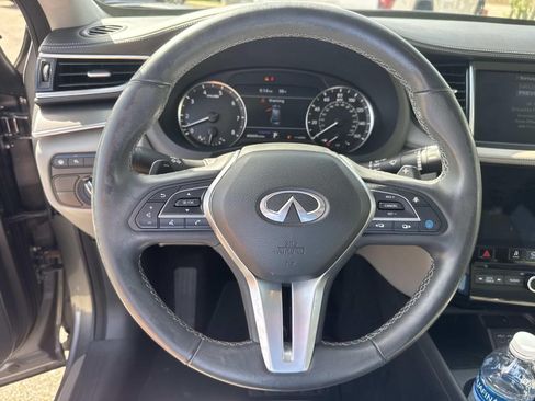 Certified 2023 INFINITI QX50 Luxe FWD image 24