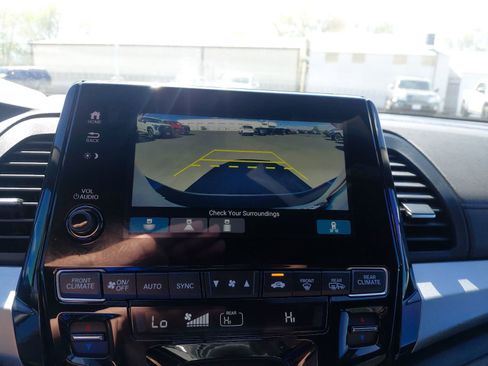 Used 2023 Honda Odyssey Sport image 38