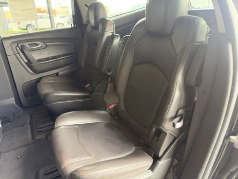 Used 2010 Chevrolet Traverse LT w/ Personal Connectivity Package AWD/4WD image 15