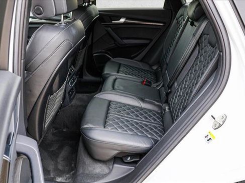 Used 2023 Audi SQ5 Premium Plus AWD/4WD image 22
