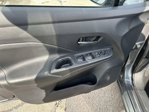 Used 2025 Nissan Versa SV w/ Trunk Package image 19