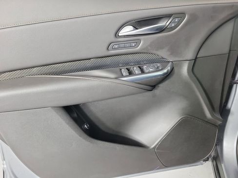 Used 2023 Cadillac XT4 Sport w/ Cold Weather Package FWD image 19