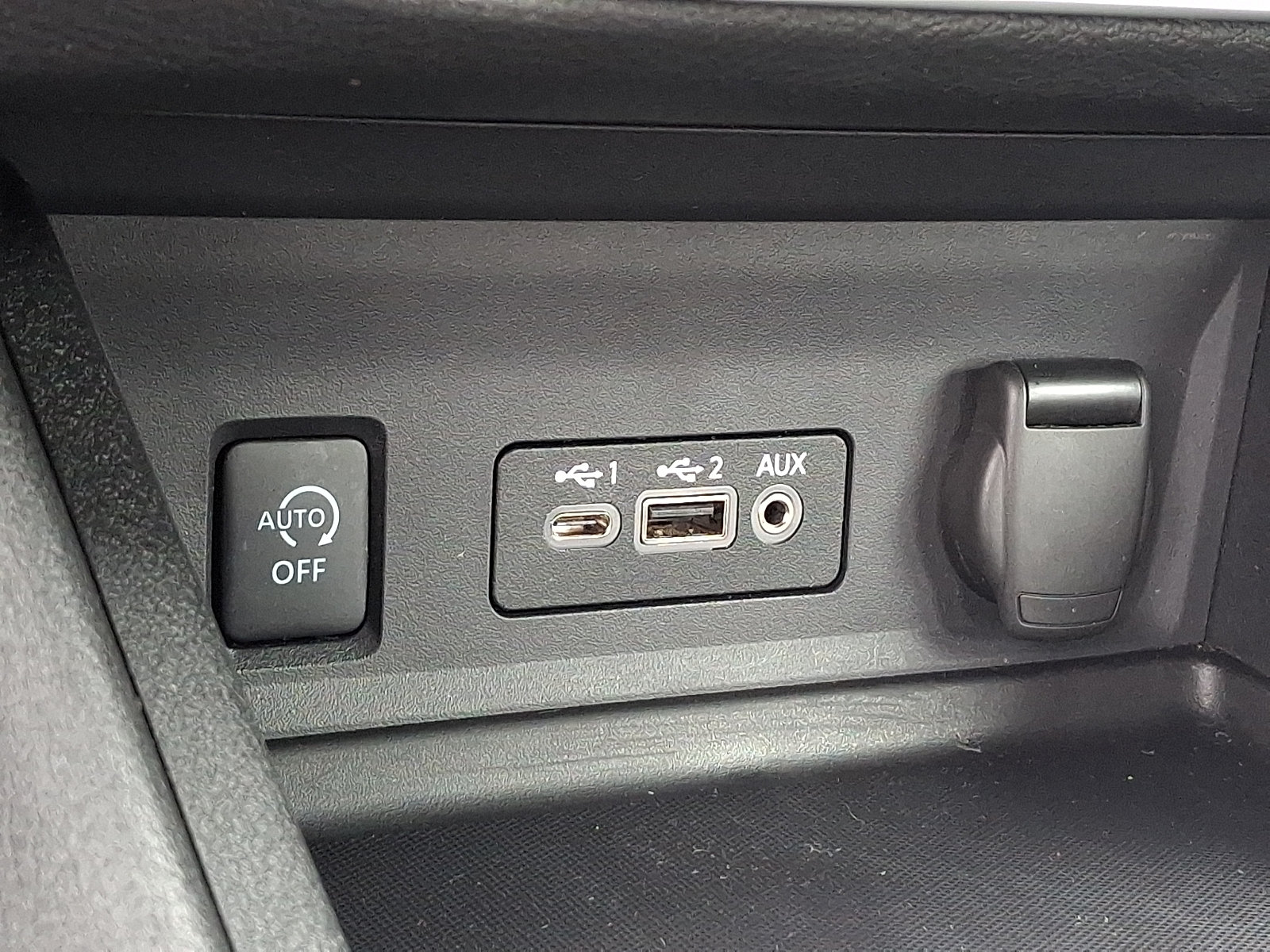 Certified 2024 Nissan Sentra SV w/ All-Weather Package FWD image 22