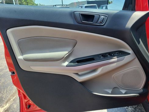 Used 2018 Ford EcoSport S FWD image 12
