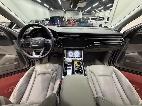 Used 2020 Audi Q7 3.0T Prestige w/ Prestige Package AWD/4WD image 38