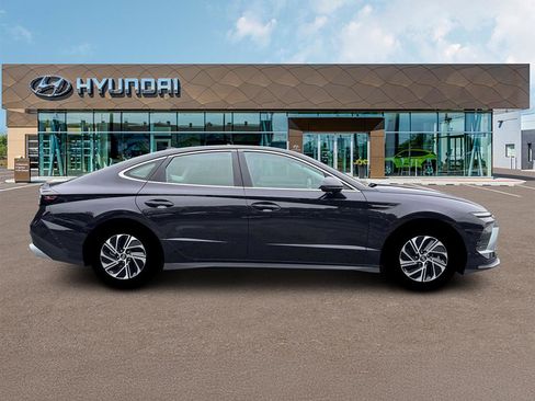 New 2026 Hyundai Sonata Blue image 10