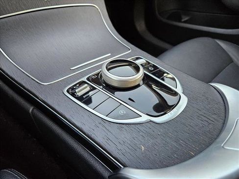 Used 2021 Mercedes-Benz C 300 Sedan image 12