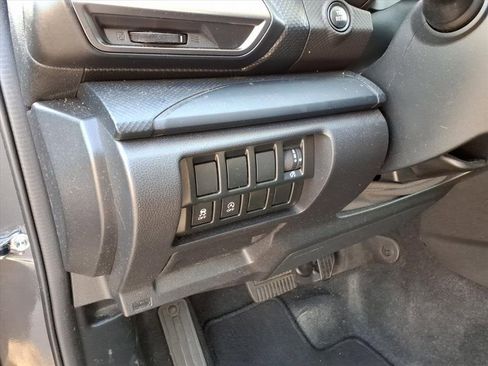 Used 2020 Subaru Forester w/ Alloy Wheel Package image 17