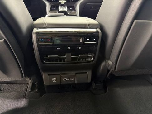 Certified 2023 Acura MDX SH-AWD w/ Technology Package image 28