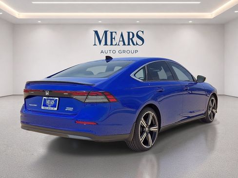 Used 2024 Honda Accord Sport image 5