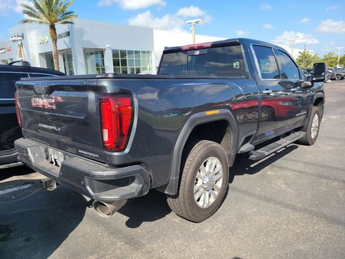 Used 2023 GMC Sierra 2500 Denali image 4