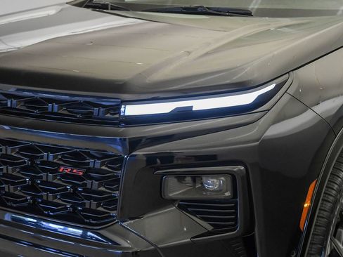 Used 2024 Chevrolet Traverse RS w/ LPO, Cargo Package FWD image 8