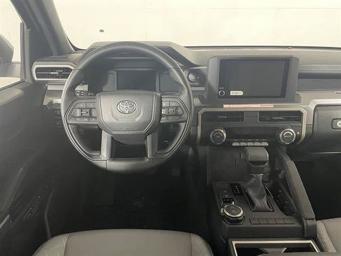 New 2026 Toyota Tacoma SR5 AWD/4WD image 12