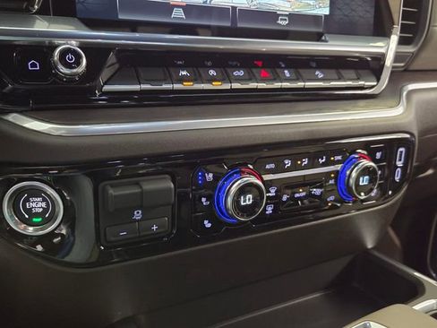 New 2026 GMC Sierra 1500 SLT w/ SLT Premium Package image 21