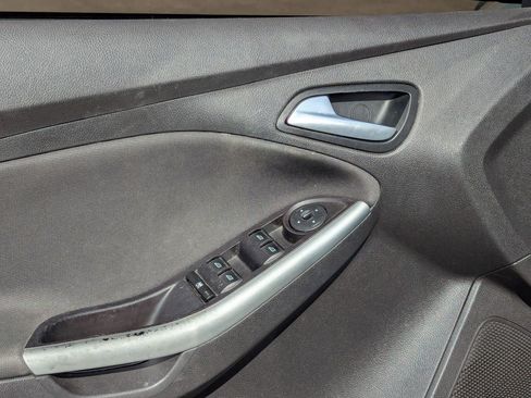 Used 2013 Ford Focus SE image 12