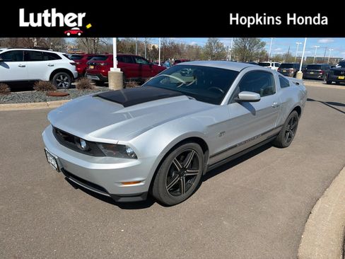 Used 2010 Ford Mustang GT Premium image 1