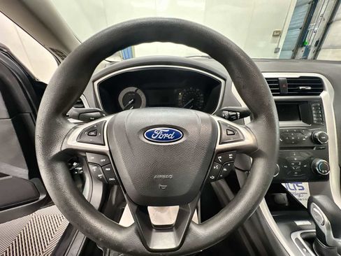 Used 2015 Ford Fusion S image 11