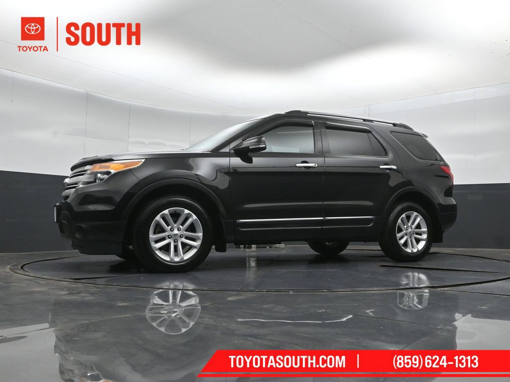 Used 2013 Ford Explorer XLT AWD/4WD image 40